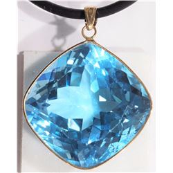 49) 14K YELLOW GOLD LARGE BLUE TOPAZ NECKLACE