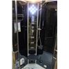 Image 2 : STEAM SHOWER, CORNER UNIT WITH BODY JETS, LED