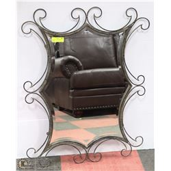 DECORATIVE SHOW HOME WALL MIRROR