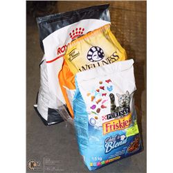 3 BAGS OF CAT FOOD INCL ROYAL CANIN, FRISKIES AND