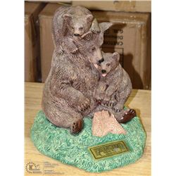 GRIZZLY BEAR MOM & CUBS STATUE 11" TALL