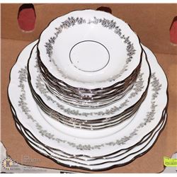 16PC QUEEN ANNE ROYAL BAVARIAN FINE BONE CHINA SET