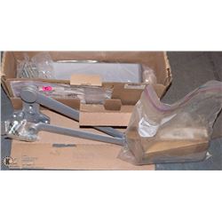 COMMERCIAL DOOR HYDRAULIC SWING ARM WITH