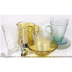 4) BOX OF ASSORTED CRYSTAL "BUBBLEGLASS" &