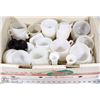 Image 1 : 26) LOT OF MILK GLASS INCL COFFEE CUPS, CREAM &