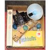 Image 1 : VINTAGE BIRDSEYE CAMERA FLASH WITH BULBS IN BOXES