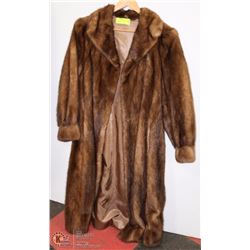 ESTATE 3/4 LENGTH MINK FUR COAT SIZE MEDIUM