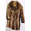 Image 1 : ESTATE BELOW WAIST LEATHER AND FUR COAT SIZE