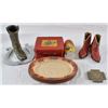 Image 2 : Hopalong Cassidy Lunch Box & Western Items