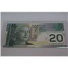 Image 2 : 2004 Canada Twenty Dollar Bill - Centre fold mark
