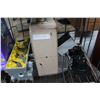 Image 1 : AIR KING BOX FAN HEATER AND TRAILER LIGHTS AND TRAINING MOTOR
