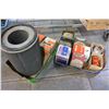 Image 1 : TWO BOXES OF VARIOUS AIR FILTERS