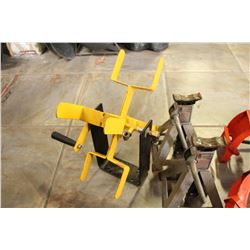 SAWHORSE BRACKETS JACK STANDS AND AIR HOSE REEL