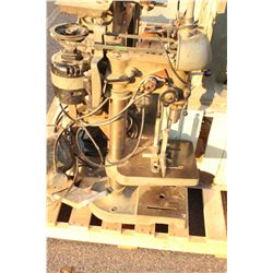 WALKER TURNER DRILL PRESS