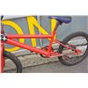 Image 2 : RED NO BRAND BMX BIKE