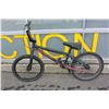 Image 1 : BLACK NO BRAND BMX