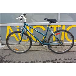 BLUE AND WHITE MOUNTAIN TOUR BIKE