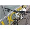 Image 2 : WHITE GIANT BIKE