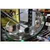 Image 2 : GLASS BOWL SINK