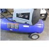 Image 2 : 17 GALLON ONE AND HALF HP AIR COMPRESSOR