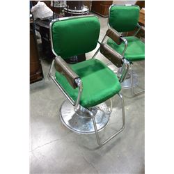 ADJUSTABLE BARBER CHAIR