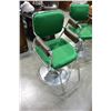 Image 1 : ADJUSTABLE BARBER CHAIR