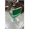 Image 2 : ADJUSTABLE BARBER CHAIR