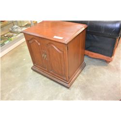 2 DOOR NIGHTSTAND