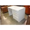Image 2 : WHITE SINGLE PEDESTLE DESK
