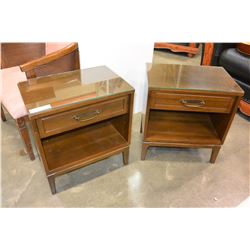 PAIR OF WALNUT NIGHTSTANDS