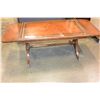 Image 2 : LEATHER TOP DROPLEAF DUNCAN PHYFFE COFFEE TABLE