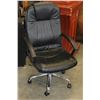 Image 1 : BLACK LEATHER ROLLING OFFICE CHAIR