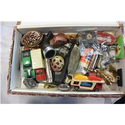 CIGAR BOX OF COLLECTIBLES