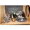 Image 1 : LOT OF VINTAGE BRASS AND METAL WARE