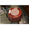 Image 3 : TWO FOOT MARBLE INSERT PLANTSTAND
