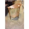 Image 1 : VINTAGE 2 TIER TABLE