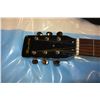 Image 2 : MANOFIELD GUITARS ACOUSTIC GUITAR