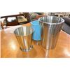 Image 2 : 2 STAINLESS GARABGE BINS, DECORATIVE BLUE AND FLORAL BATHROOM VANITY ITEMS