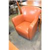 Image 1 : ORANGE LEATHER ARMCHAIR