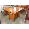 Image 2 : MISSION OAK STYLE BAR HEIGHT TABLE WITH HIDDEN LEAF AND STORAGE AND 6 BARSTOOLS