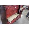 Image 3 : MAHOGANY FINISH 5 DRAWER HIGHBOY AND PAIR OF 2 DRAWER NIGHTSTANDS
