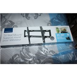 NEW OVERSTOCK INSIGNIA 33 46 INCH TILTING TV WALL MOUNT