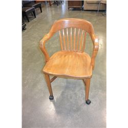 OAK CHAIR ON CASTORS