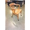 Image 2 : OAK CHAIR ON CASTORS