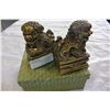 Image 1 : TWO EASTERN FOO DOGS