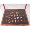 Image 1 : Box of Arrowheads