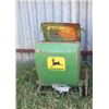 Image 1 : John Deer Seeder