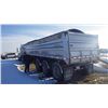 Image 2 : 2008 LOAD LINE TRI AXLE DUMP TRAILER WITH PLASTIC LINER, ROLL TOP TARP, 99,200 GVWR, VIN 209ED352581