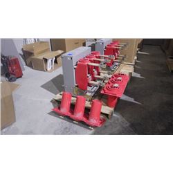 SQUARE "D" UNUSED MEDIUM VOLTAGE CIRCUIT BREAKER 4.76 KV COMPLETE WITH COUPLERS