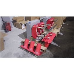 SQUARE "D" UNUSED MEDIUM VOLTAGE CIRCUIT BREAKER 4.76 KV COMPLETE WITH COUPLERS